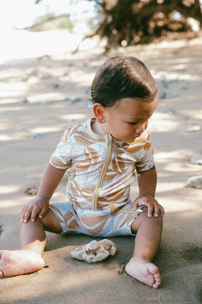 Cowrie shortie
