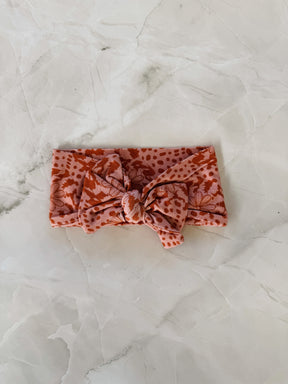 Pink Naupaka shell Bow